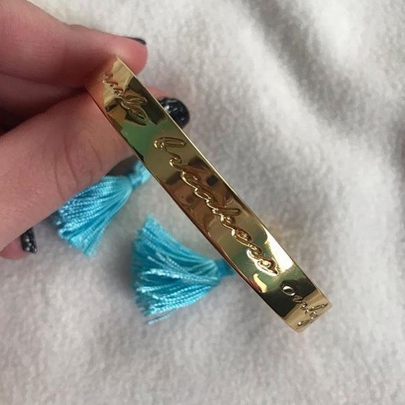 Lilly Pulitzer Set of 3 Tassel Bangle Set - Picture 2 of 4